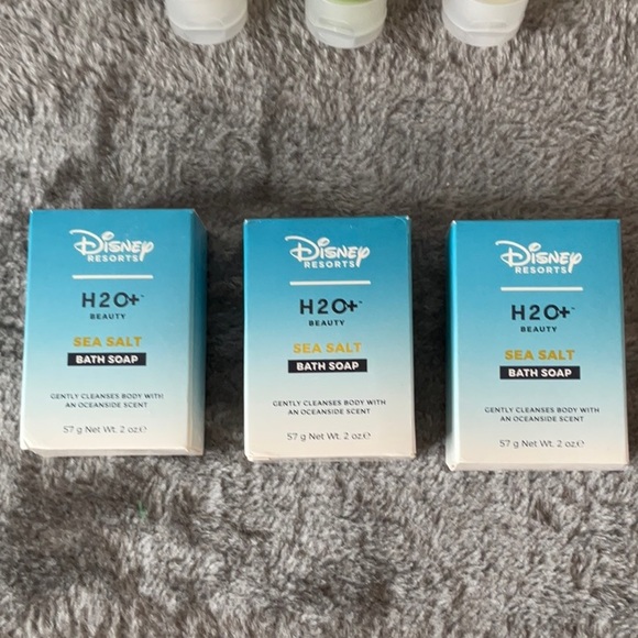 8pcs DISNEY H2O BUNDLE - Picture 3 of 5
